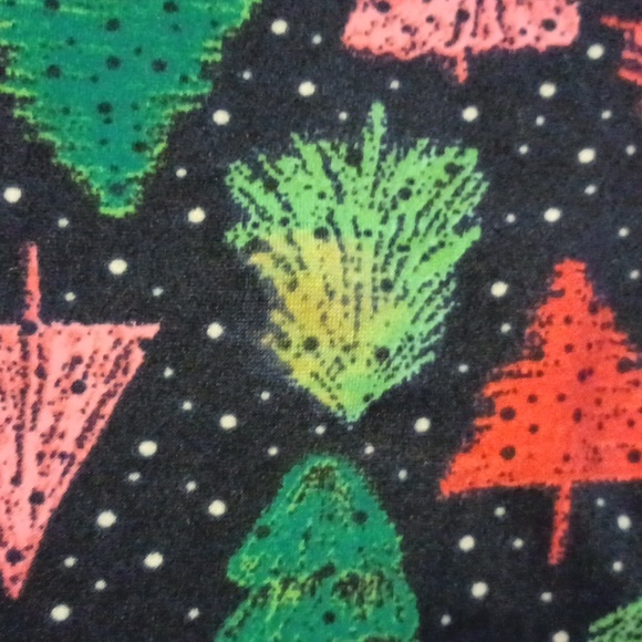 Christmas pj children size medium and matching dog pjs size medium - Picture 7 of 7